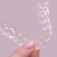 Teeth straightening clear aligners